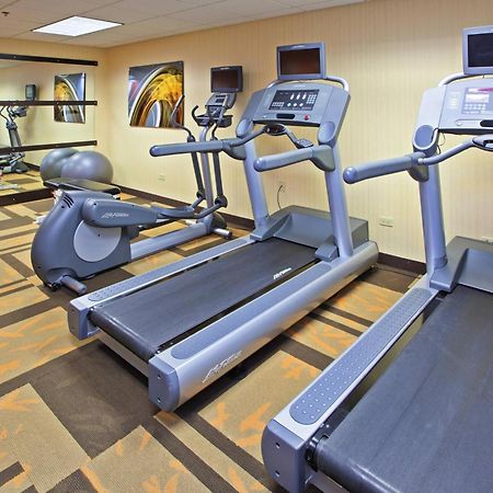 Courtyard Chicago Midway Airport Hotel Bedford Park Екстериор снимка