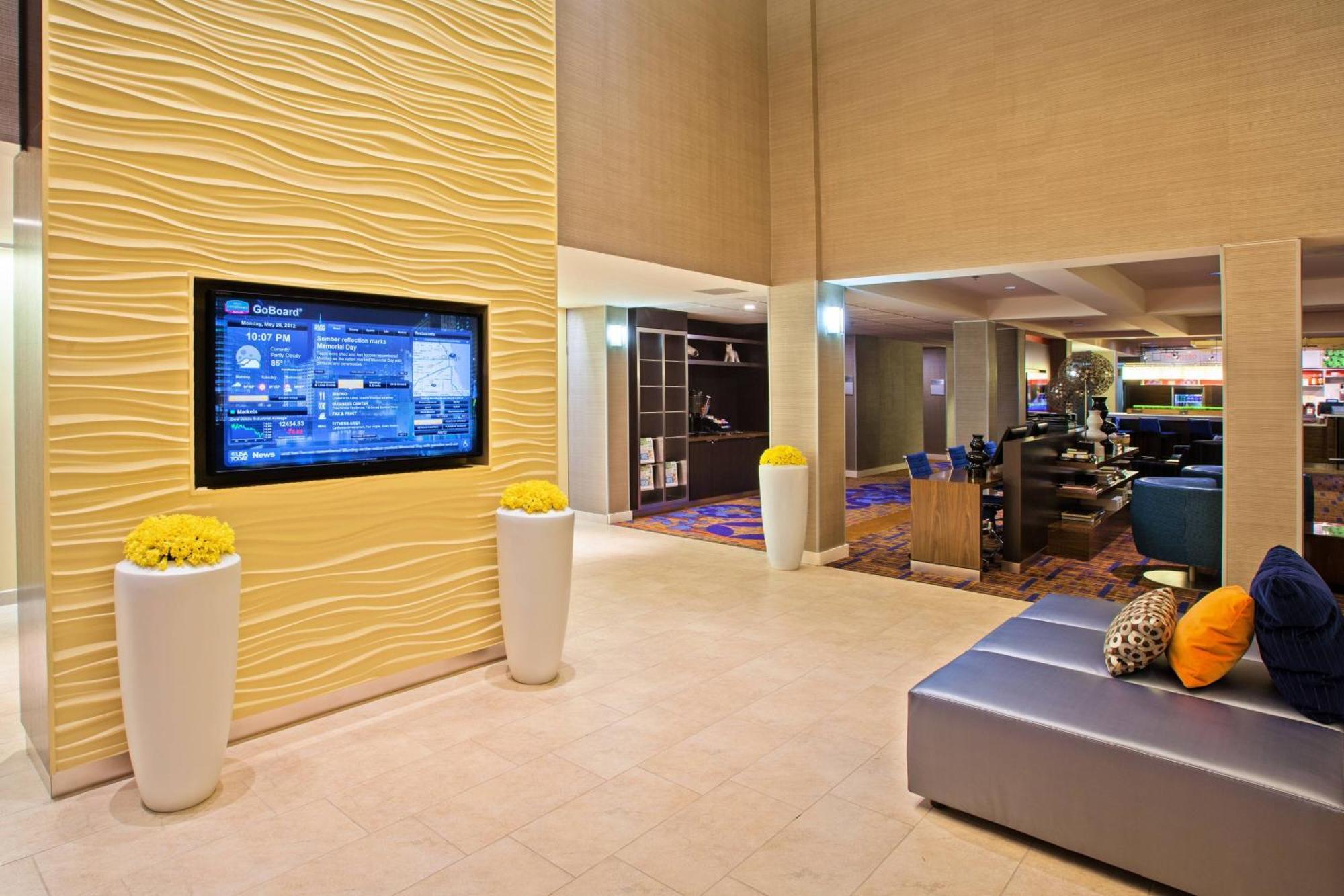 Courtyard Chicago Midway Airport Hotel Bedford Park Екстериор снимка