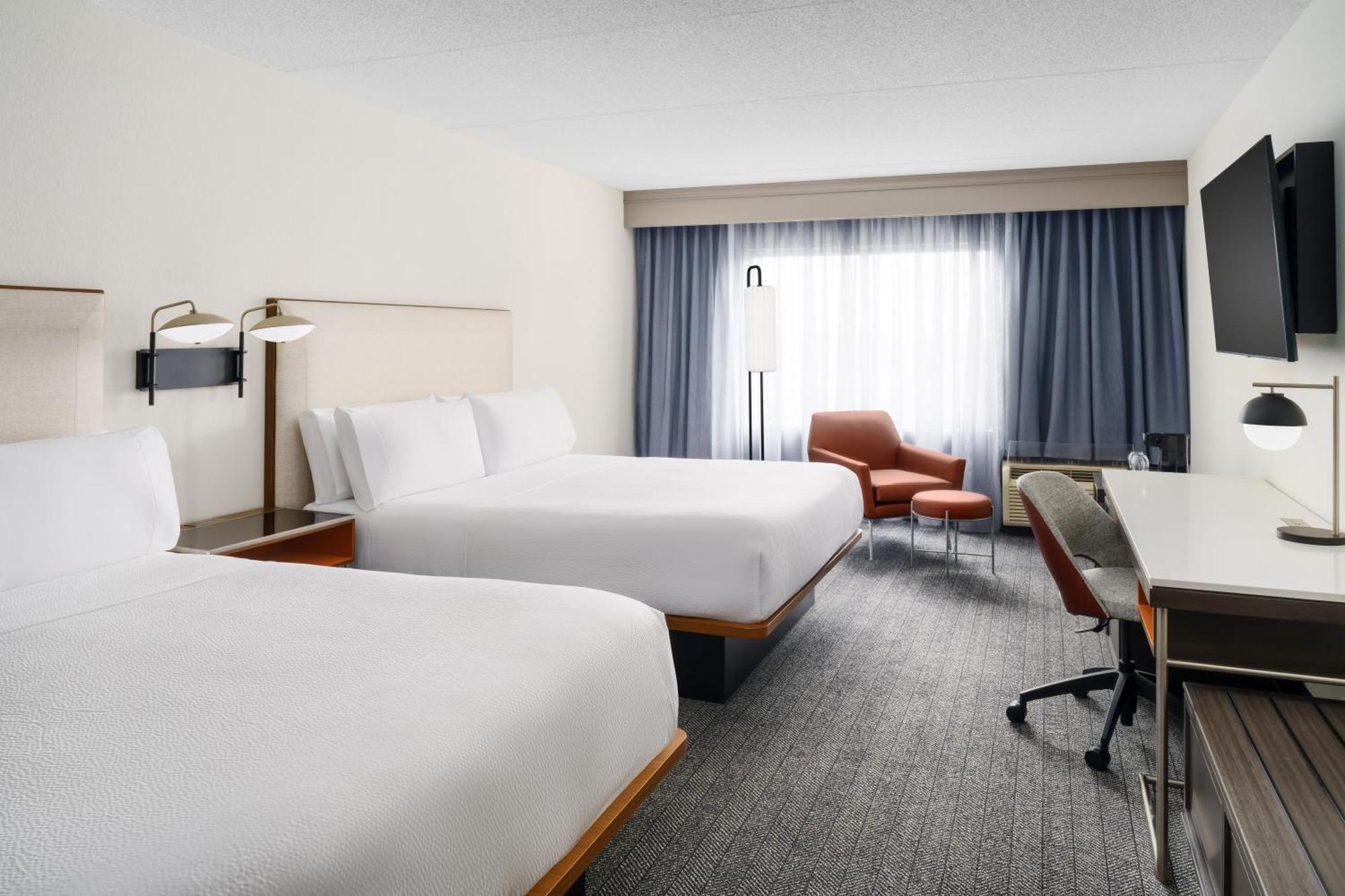 Courtyard Chicago Midway Airport Hotel Bedford Park Екстериор снимка