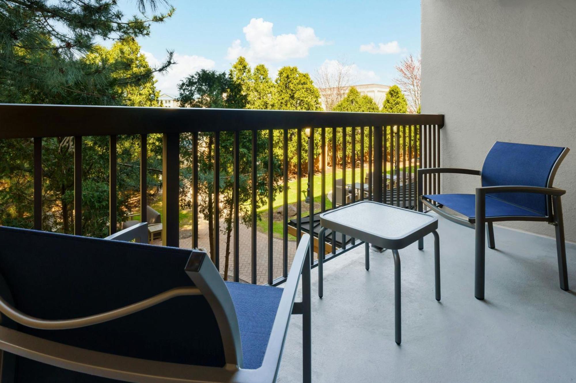 Courtyard Chicago Midway Airport Hotel Bedford Park Екстериор снимка